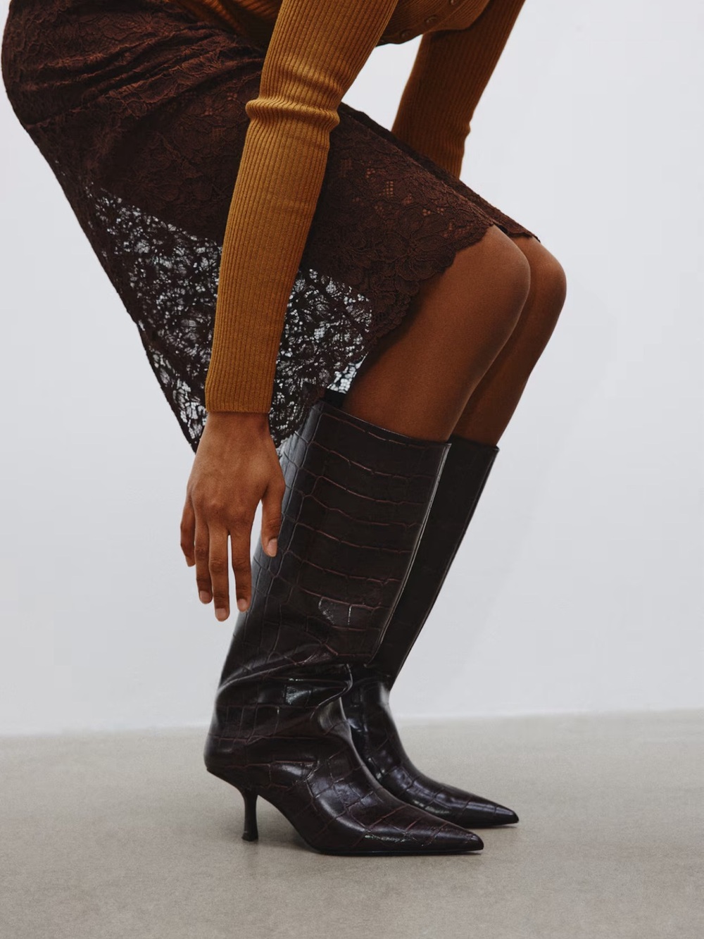 NWT H&M Women's Tall Crocodile Knee High Boots - size 6 (37)